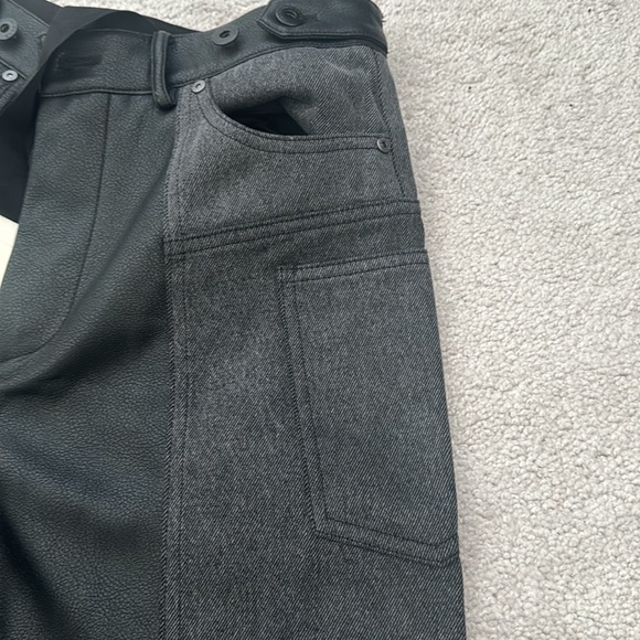 FENG CHEN WANG - Picture 9 of 9